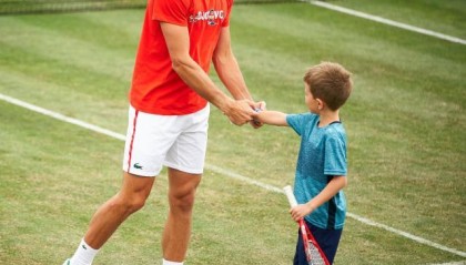 足球直播-张奔斗：巨头的星二代，一定能成为未来的小巨头吗？